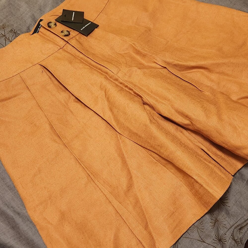 High-waisted shorts